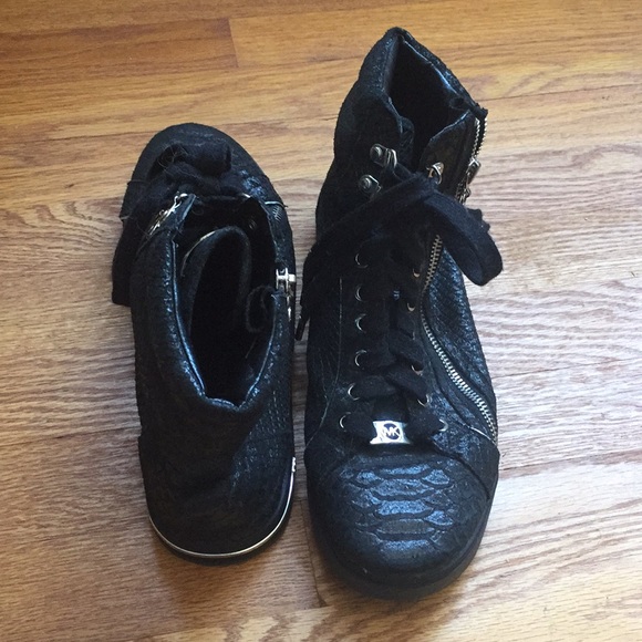 Michael Kors Shoes - Michael Kors High Top Sneakers